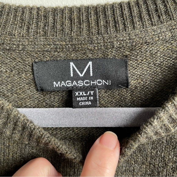 Magaschoni Men's Lambswool Sweater Olive Green Crew Neck Wool Warm 2XL  XXL T - Picture 3 of 6